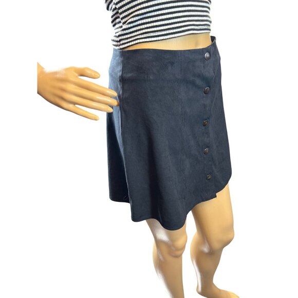 KENDALL + KYLIE Microsuede Button Front Mini-Skirt in Faded Black Size Small‎ - Picture 3 of 6